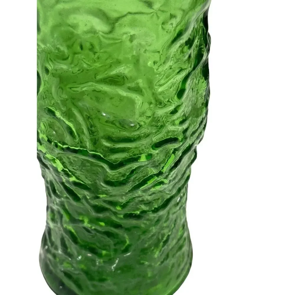 Vintage E.O. Brody Co. Cleveland Ohio Green Crinkle Glass Vase 8.5